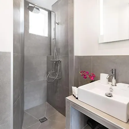 Luxurious Parisian-style In Appartamento *