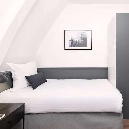 Luxurious Parisian-style In Appartamento *