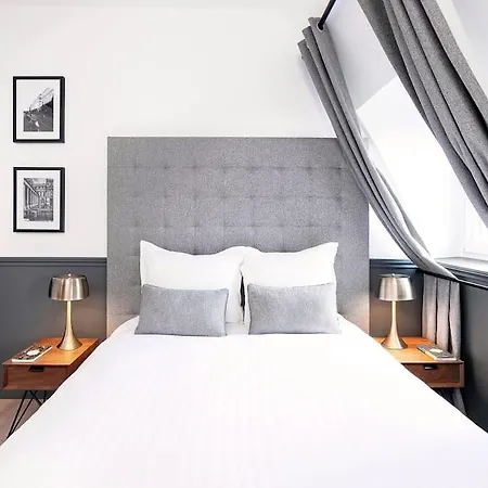 Luxurious Parisian-style In *
