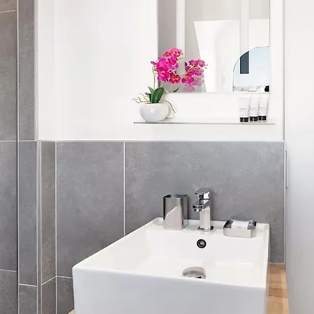 Appartamento Luxurious Parisian-style In *